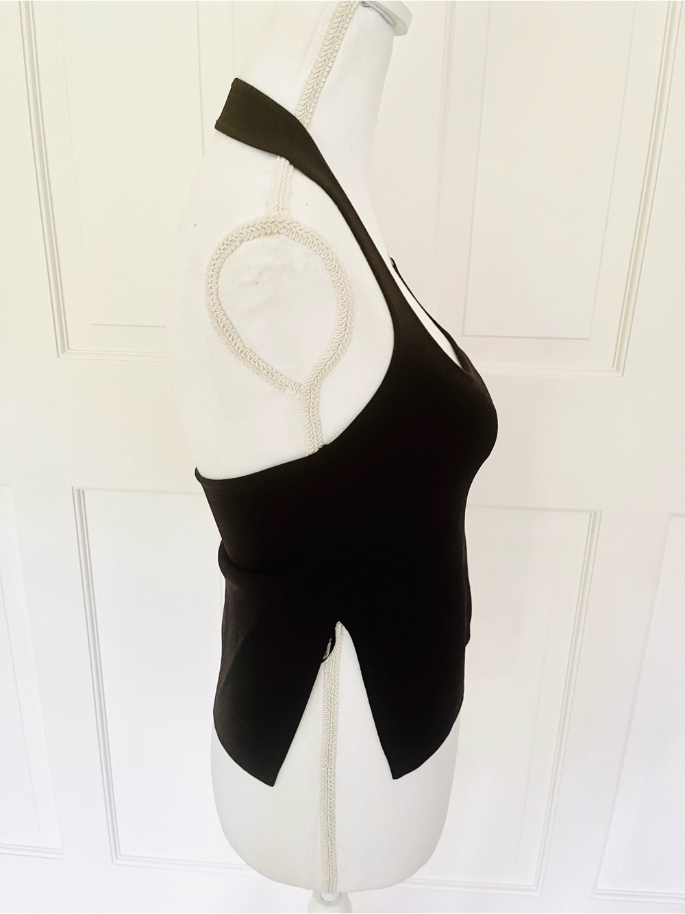 White Fox black halter top with buckle M - Picture 4 of 10